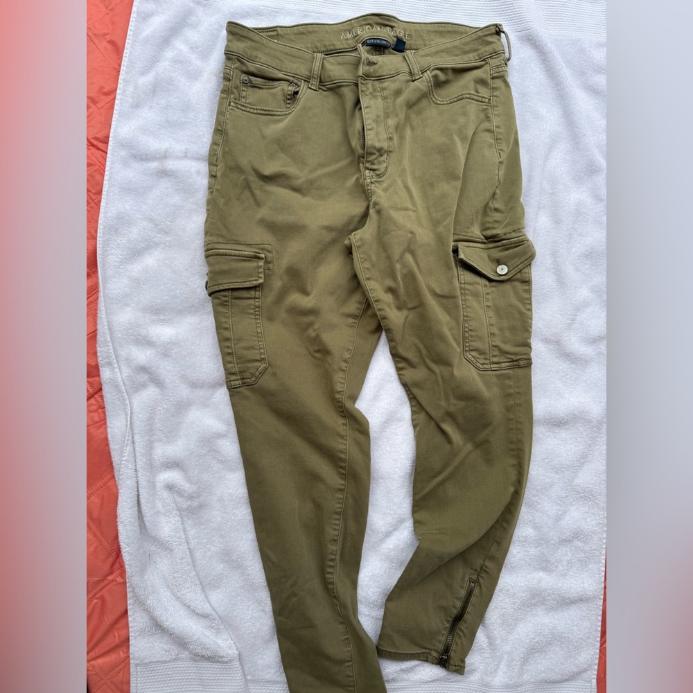 American Eagle Skinny Cargo Pants